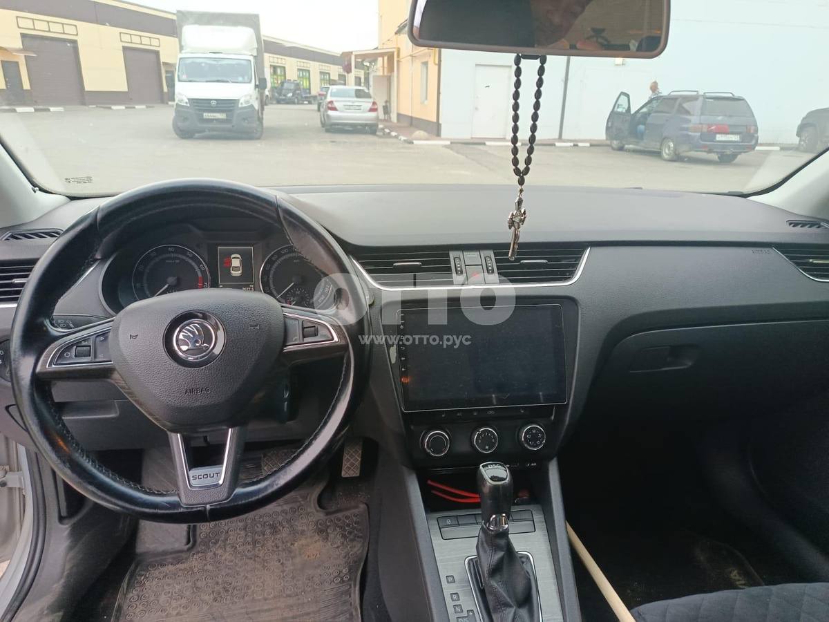 Skoda Octavia III (A7) лифтбек продажа 5