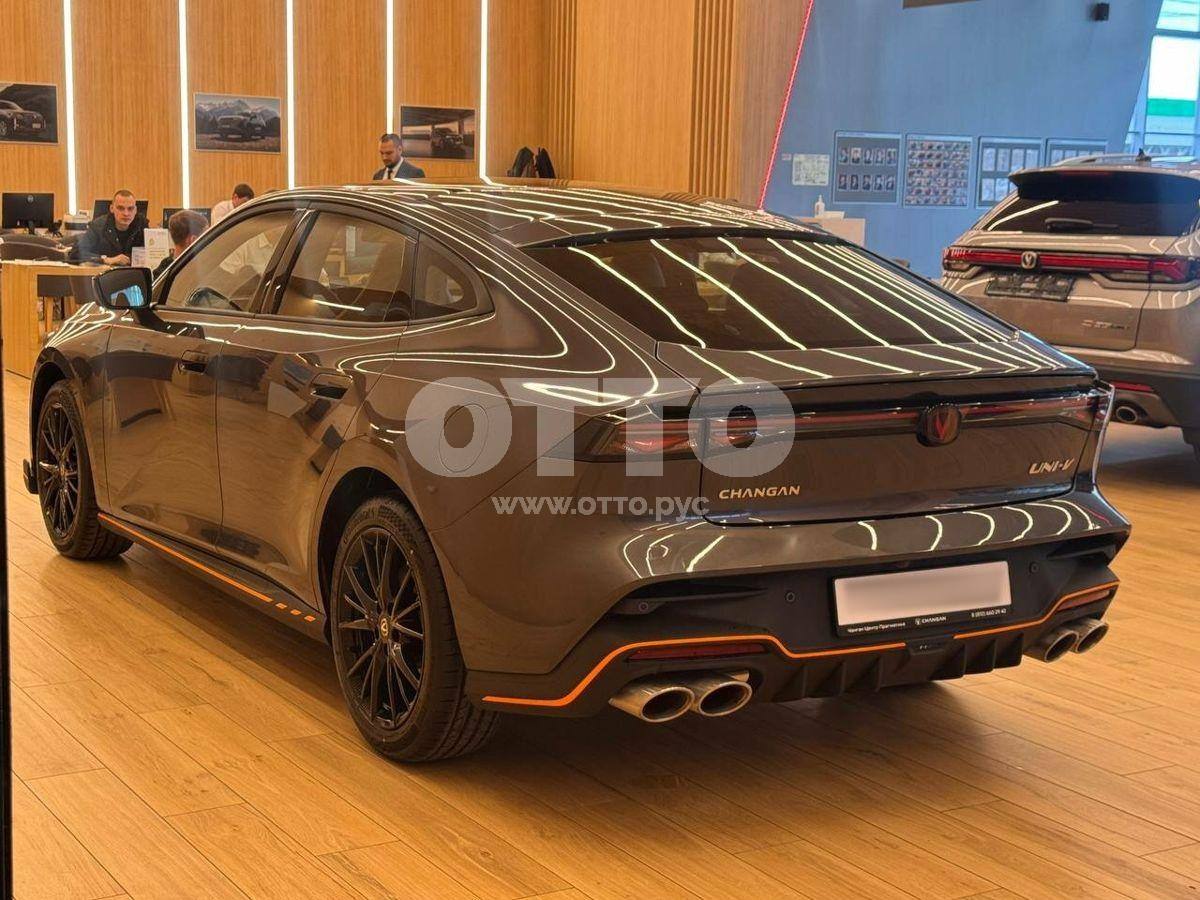 Changan UNI-V I Рестайлинг 2 лифтбек продажа 3