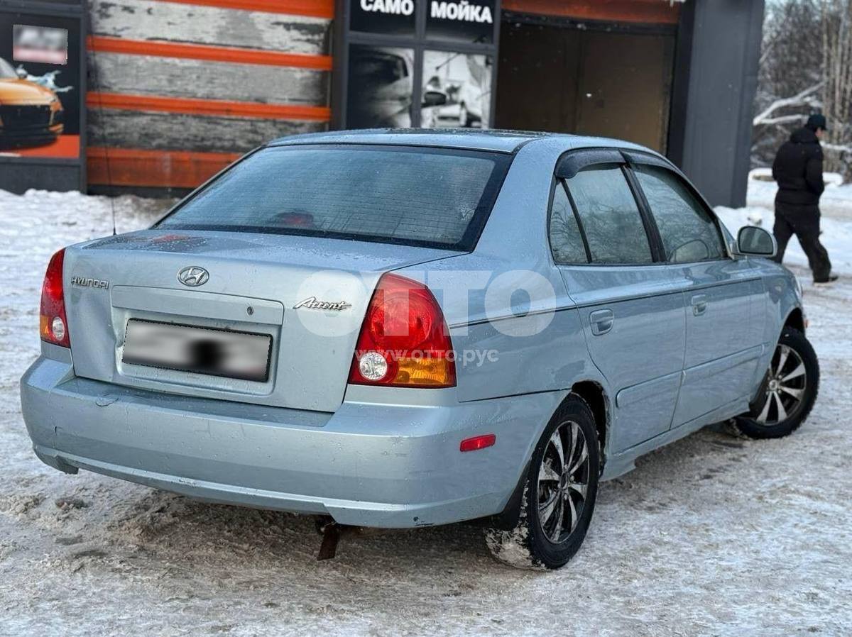 Hyundai Accent II Рестайлинг седан продажа 2