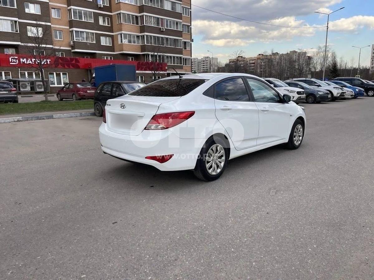 Hyundai Solaris I Рестайлинг седан продажа 4