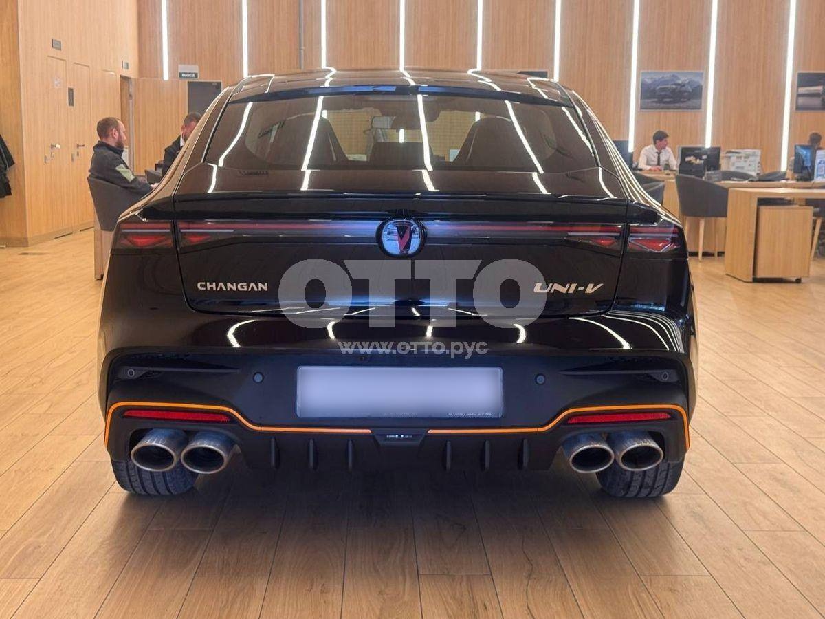 Changan UNI-V I Рестайлинг 2 лифтбек продажа 4