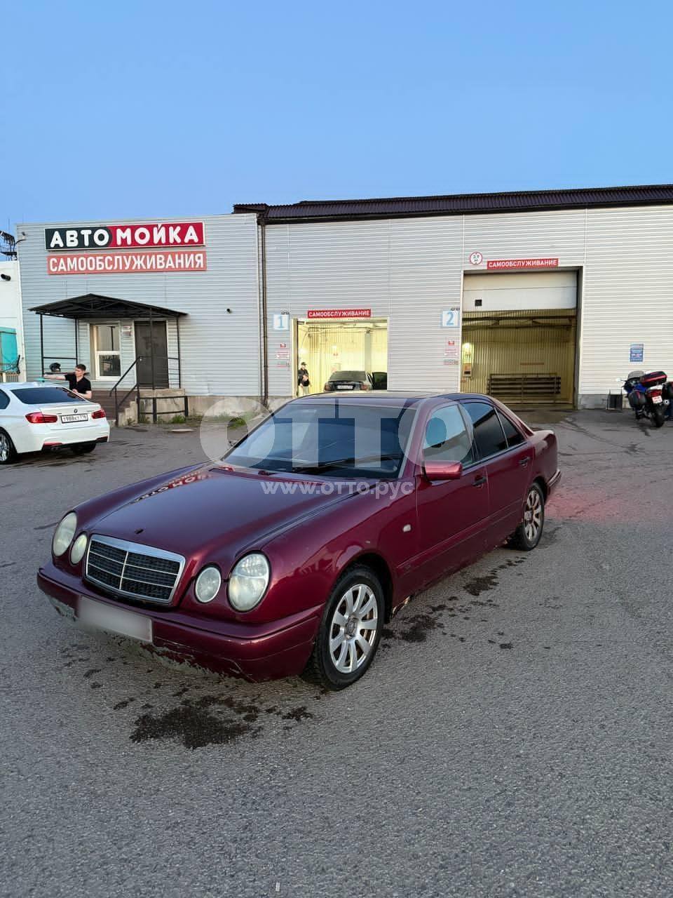 Mercedes-Benz E-Класс II (W210, S210) седан продажа