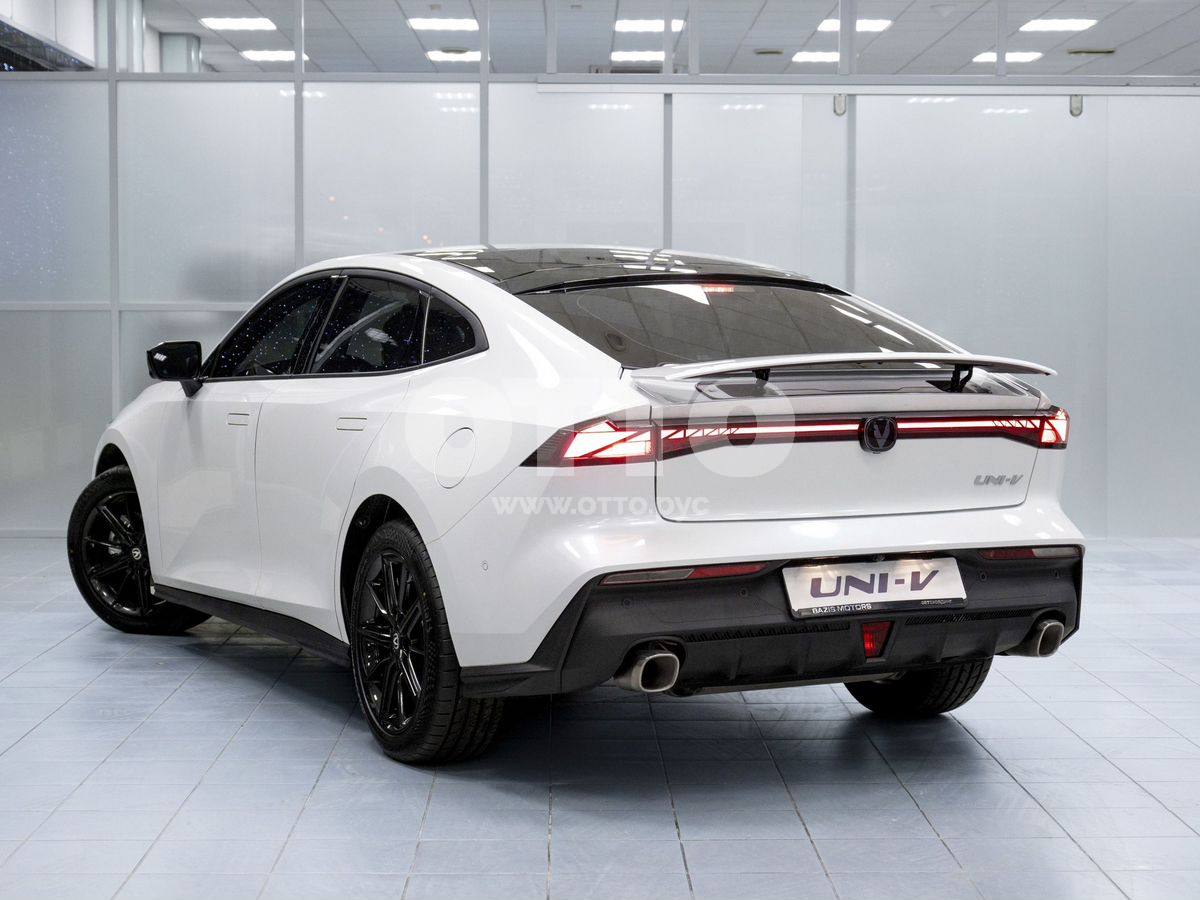 Changan UNI-V 1 поколение лифтбек продажа 6