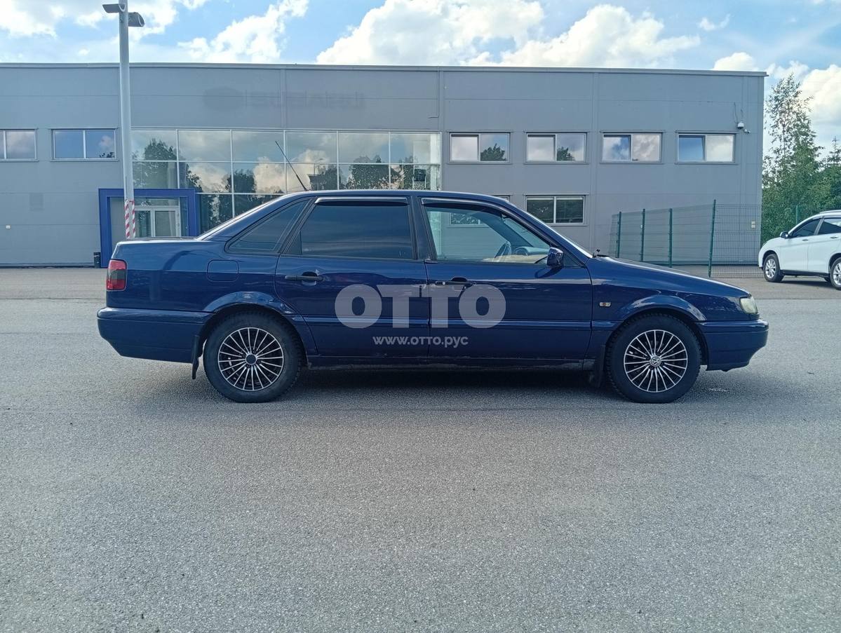 Volkswagen Passat B4 седан продажа 6