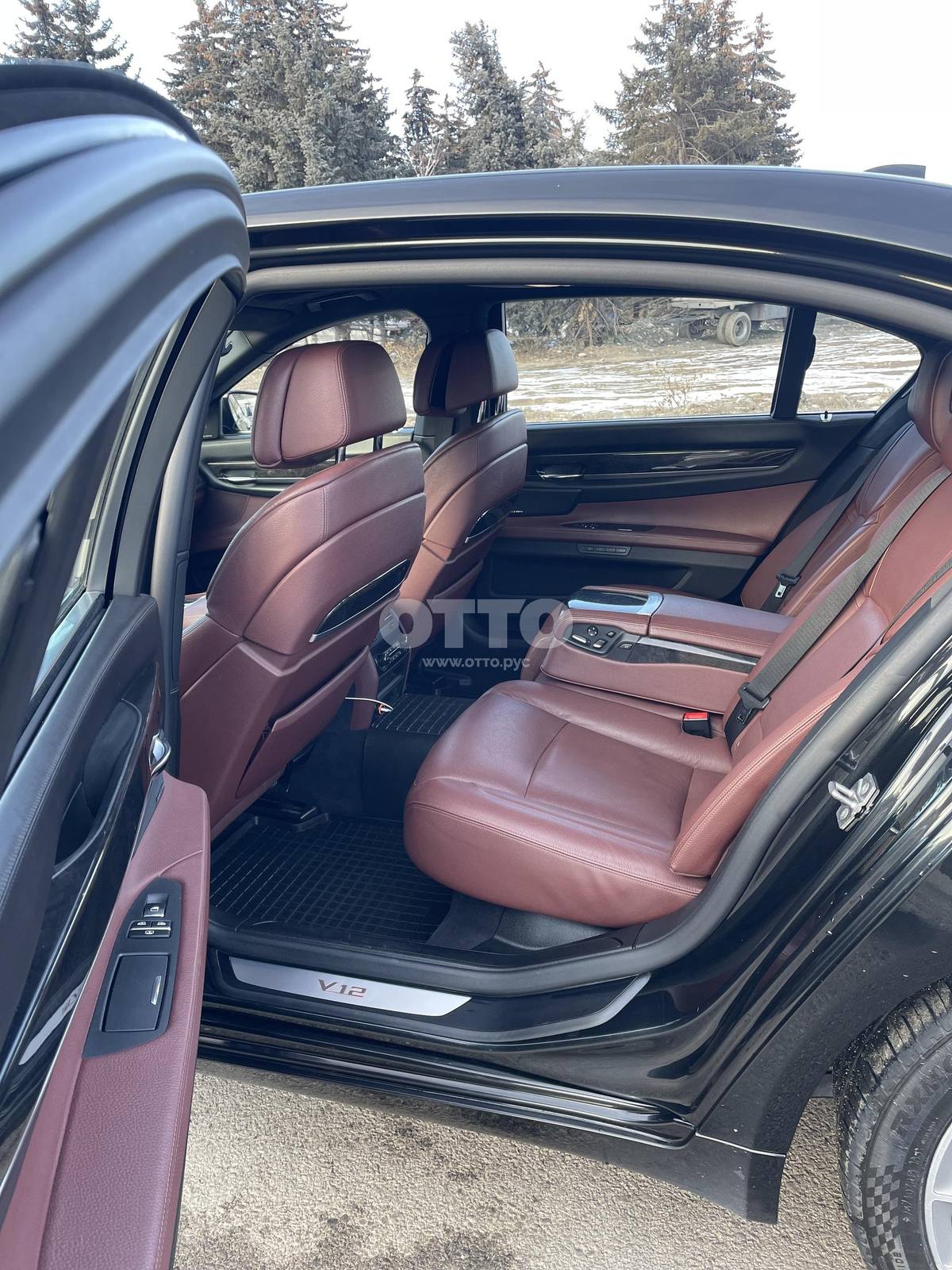 BMW 7 серии V (F01/F02/F04) седан long продажа 6