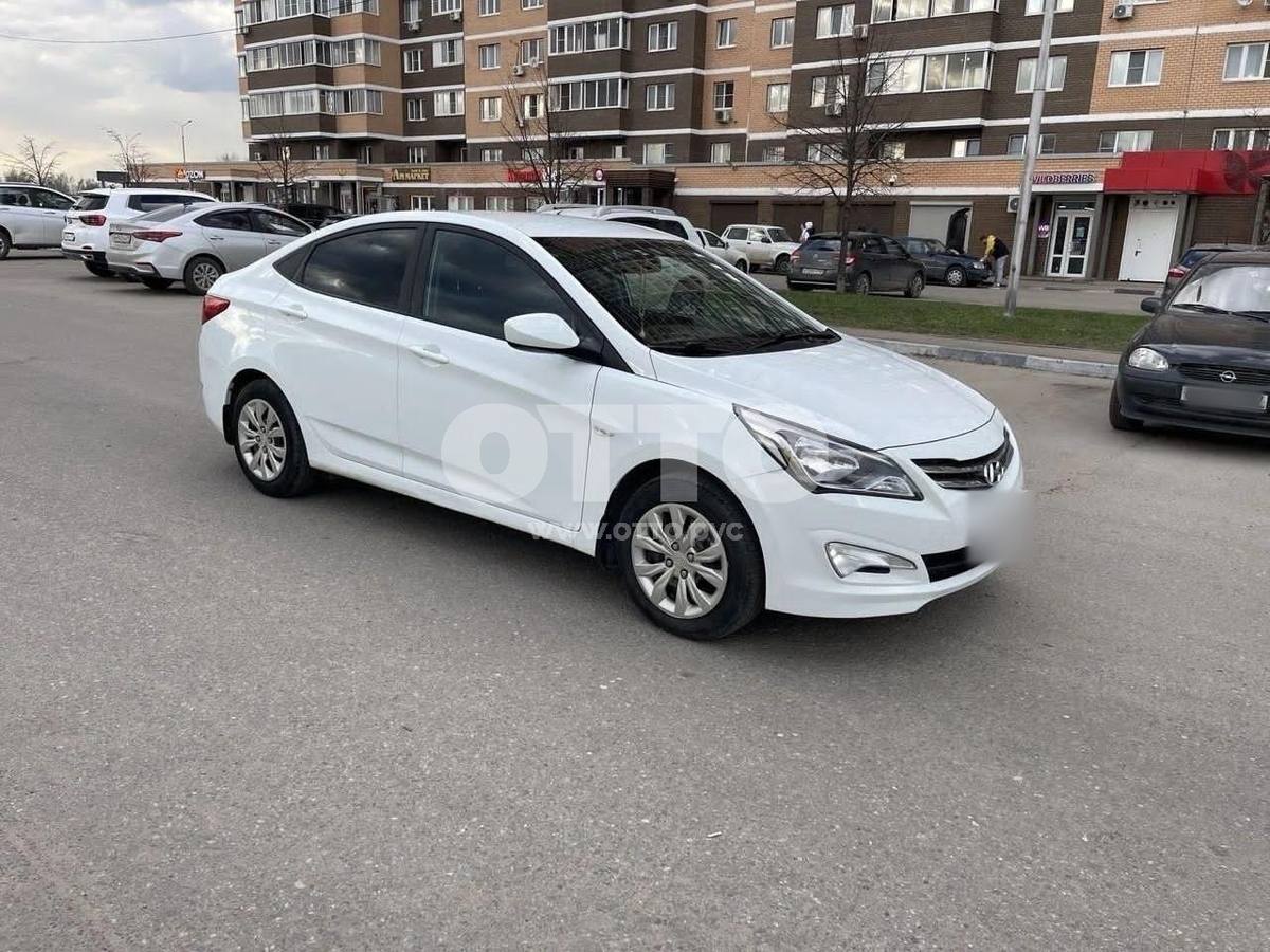 Hyundai Solaris I Рестайлинг седан продажа 6