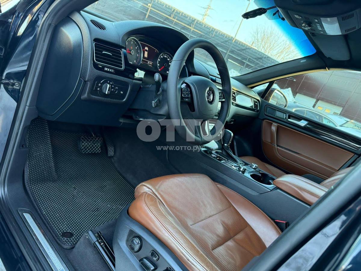 Volkswagen Touareg II Рестайлинг внедорожник 5 дв. продажа 6
