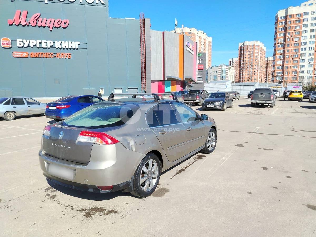 Renault Laguna III лифтбек продажа 3