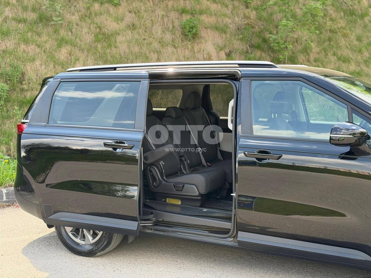 Kia Carnival IV минивэн продажа 6