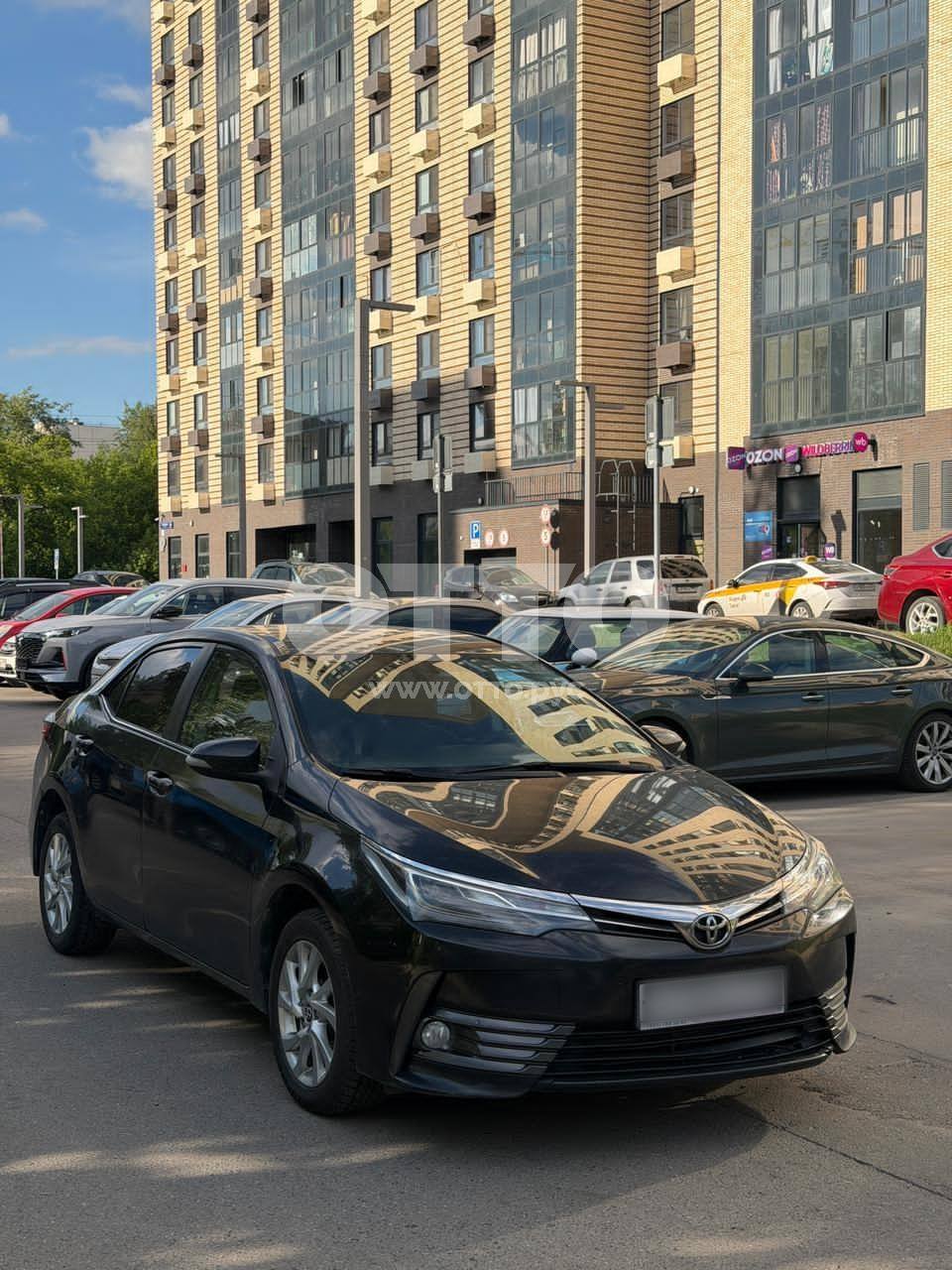 Toyota Corolla XI (E160, E170) Рестайлинг 1 седан продажа 3